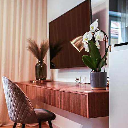 Appartement Ju3 *